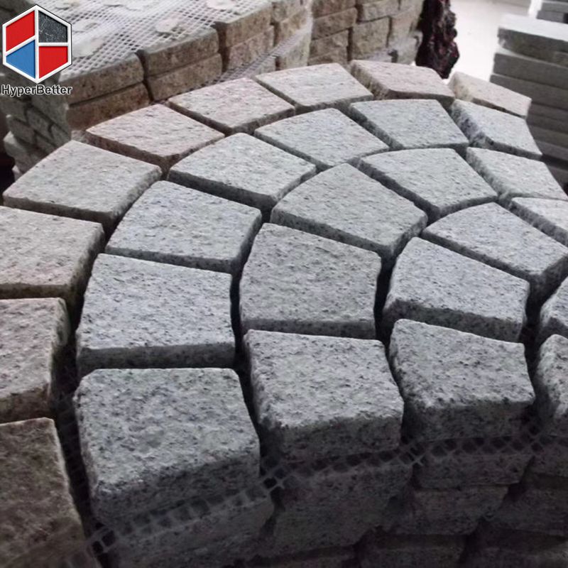 Fan shaped granite paving stone (2)
